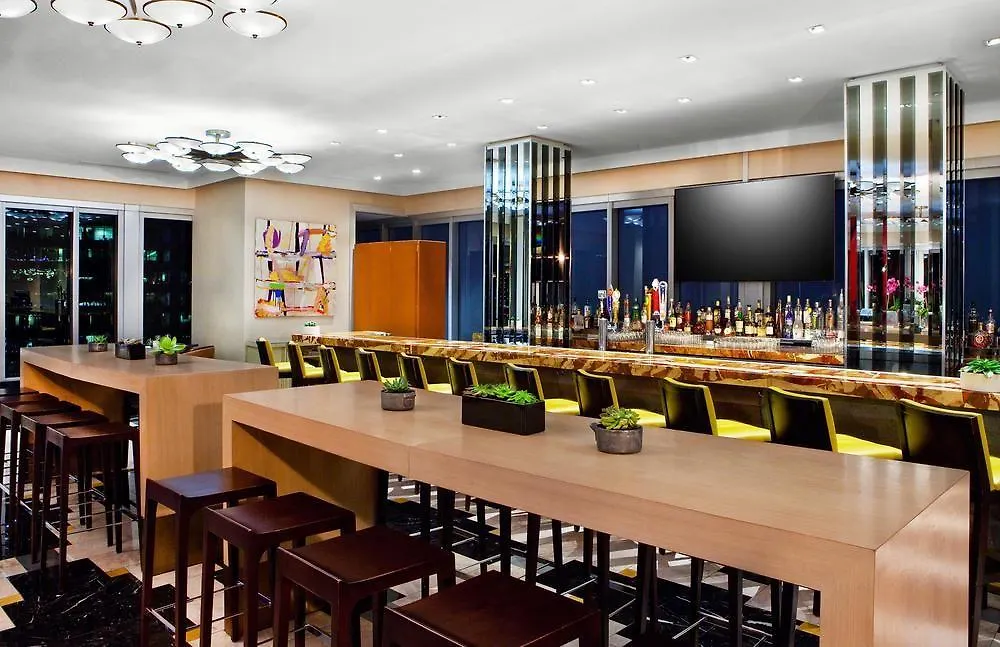 Hotel W