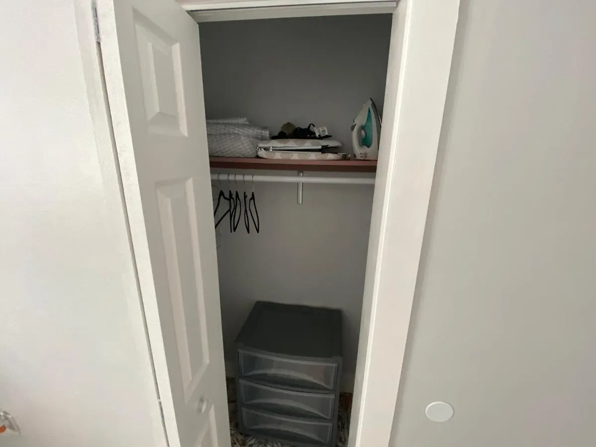 Main House 3 Bed 2 Bath & 1 Bed 1 Bath * Miami