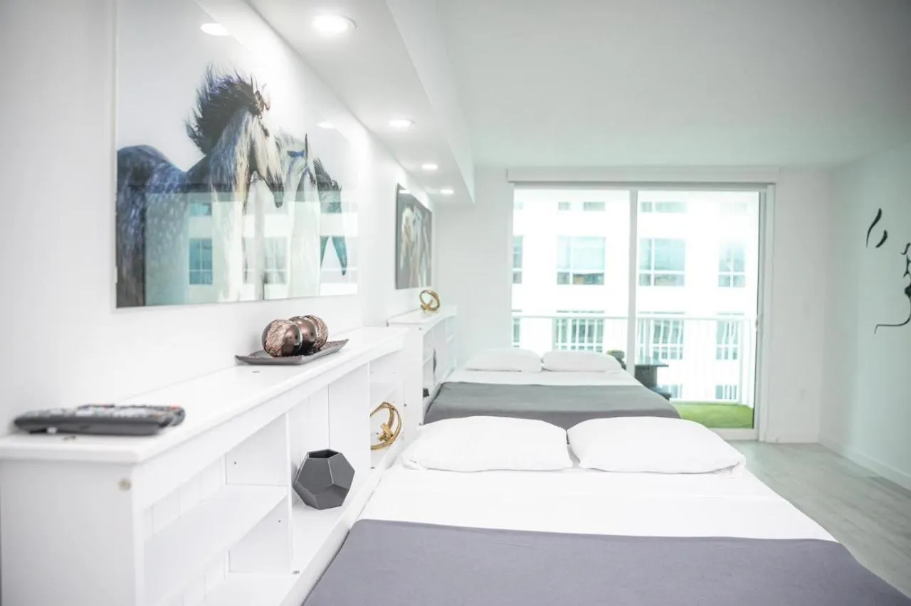 Modern And Luxurious Brickell 公寓式酒店 *
