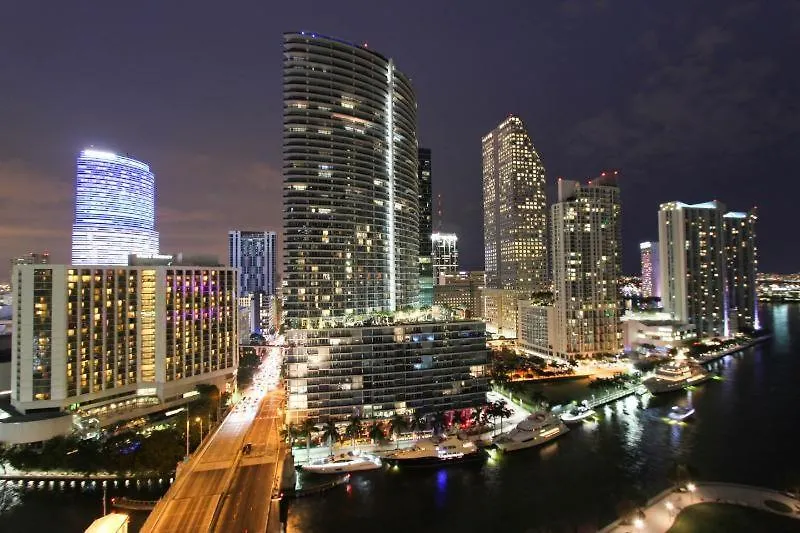 Luxury Waterfront In The Urban Oasis At Icon-brickell Free Apartment *