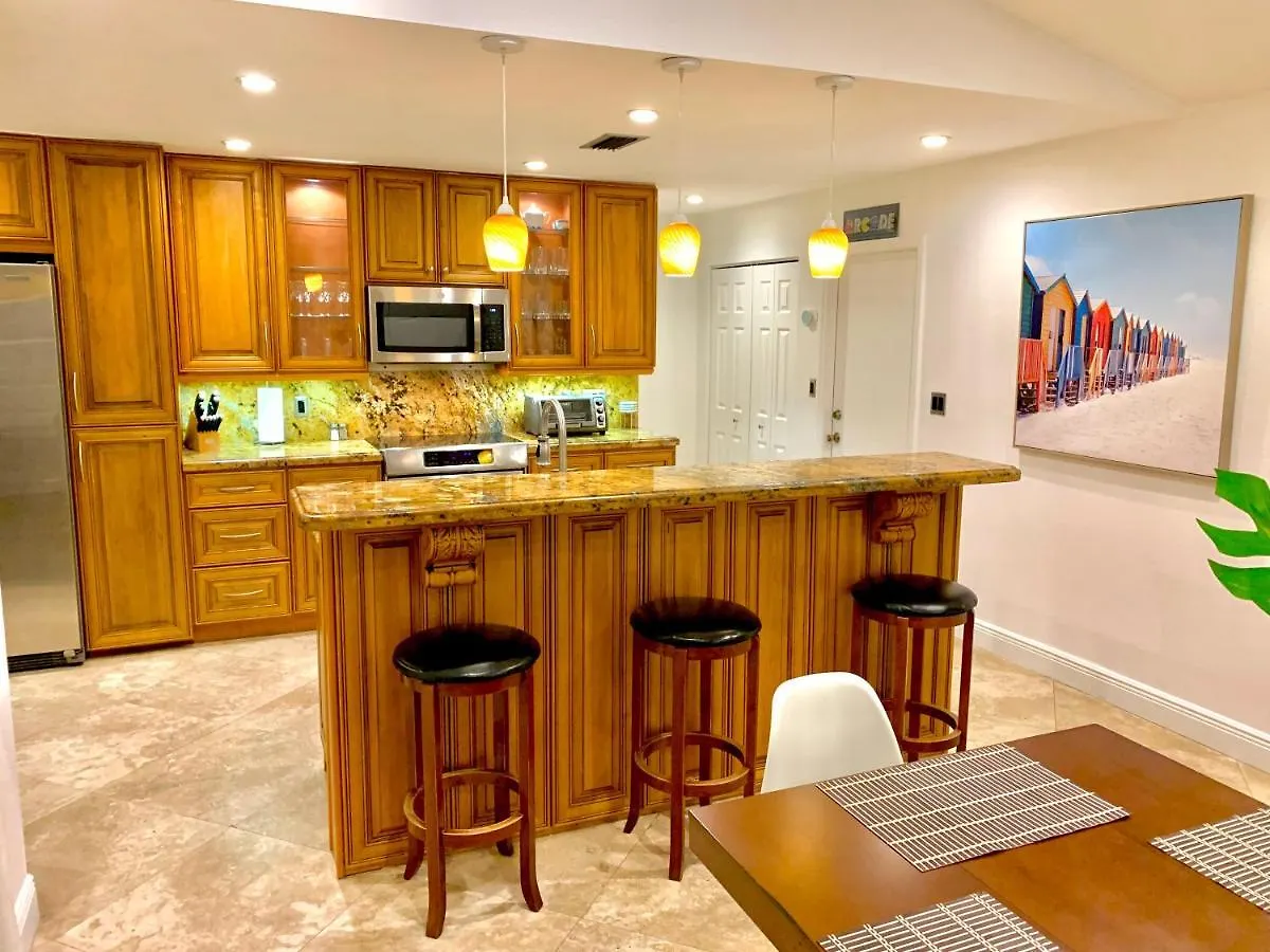 Сasa de vacaciones Kendall Keys Oasis W/ Pool, Theater & Arcade