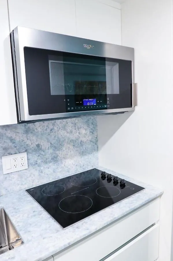 Luxury Brickell Apartment *