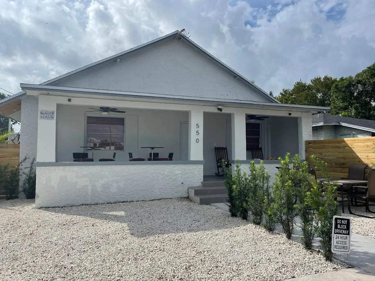 Semesterbostad Casa Wynwood 4br 2bth *