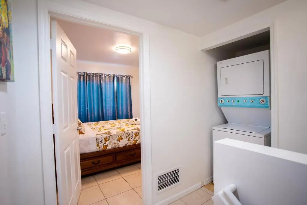 Daire 2/2.5 Apartment,7 Mins Airport, 20 Min Beach *