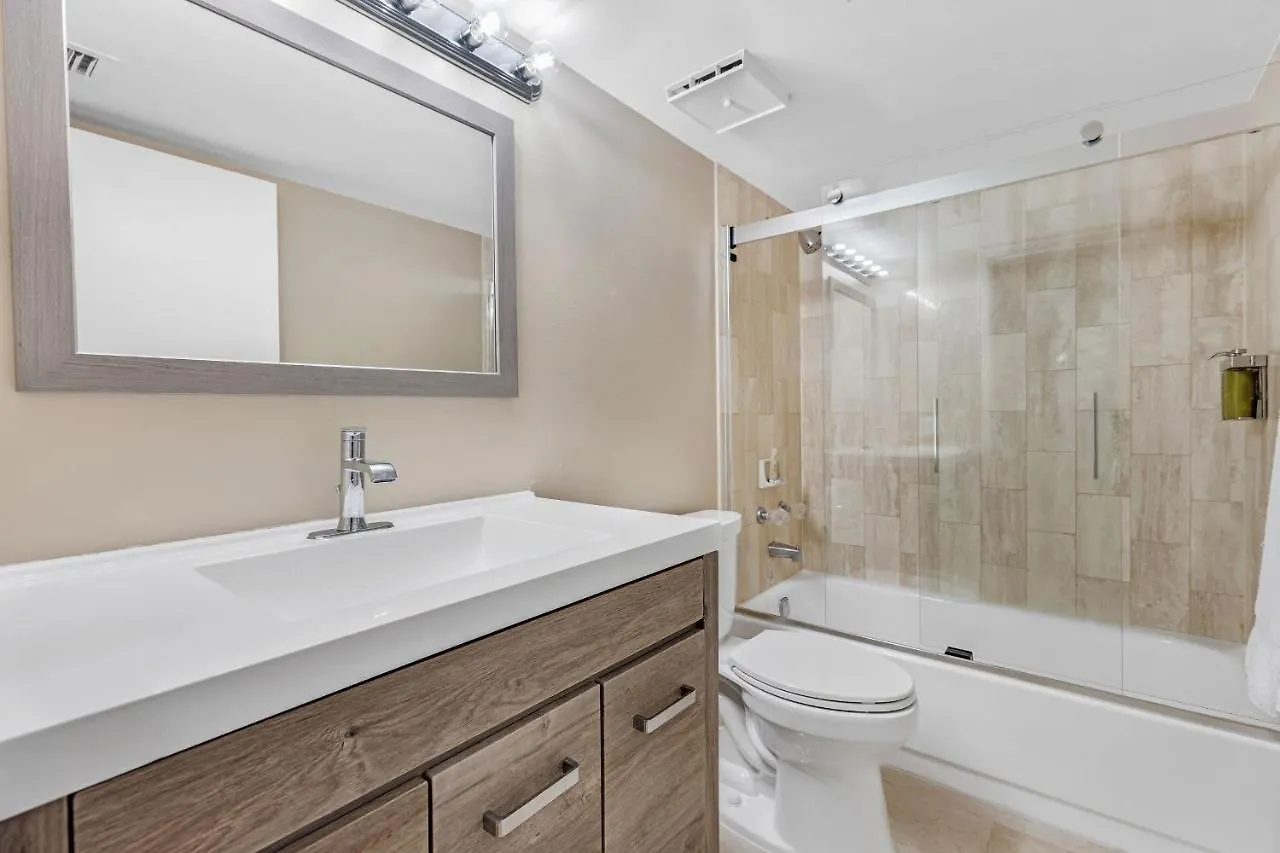 High Rise Comfort With Balcony Appartement Doral