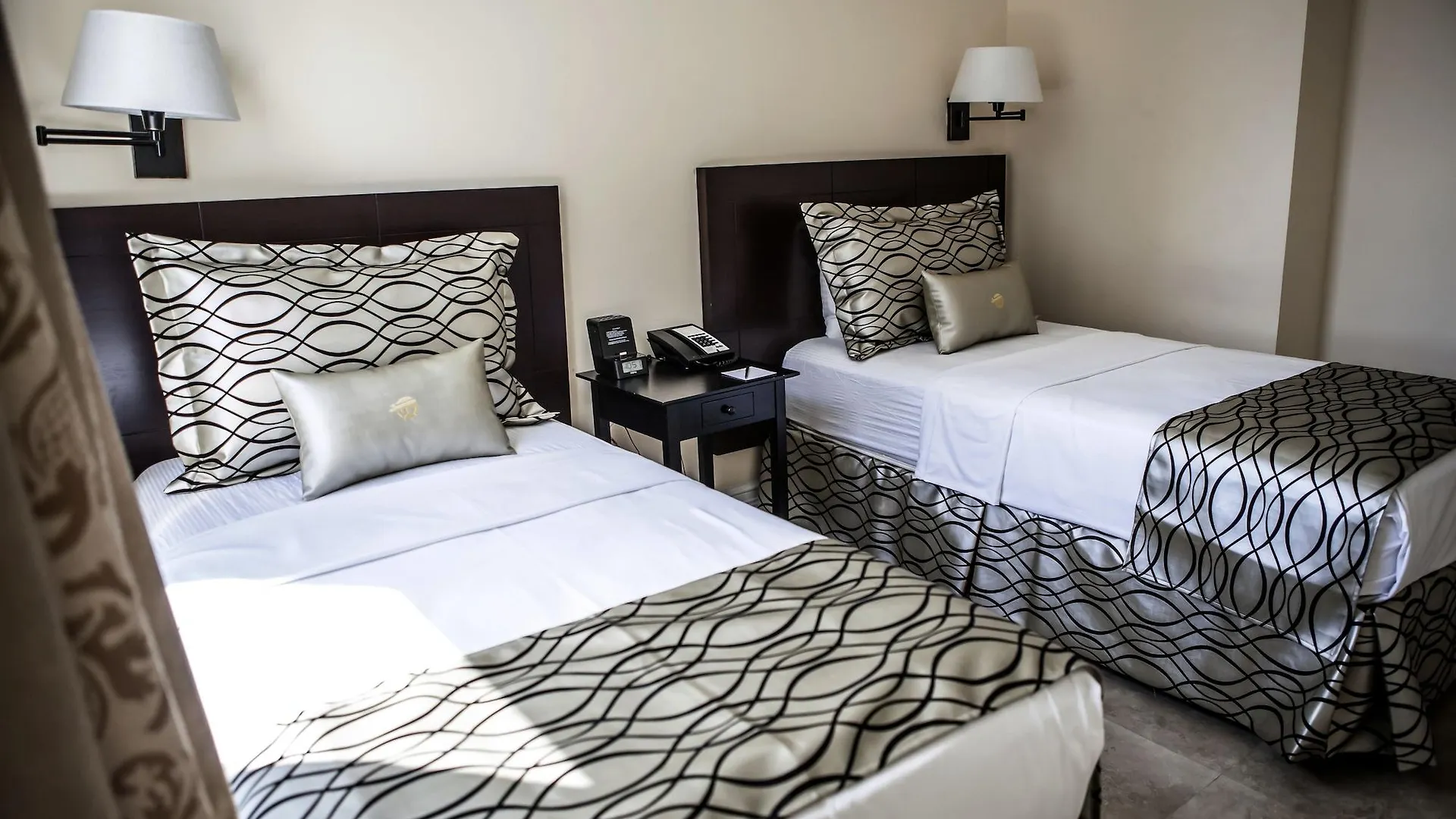 The Mutiny Luxury 4* Miami