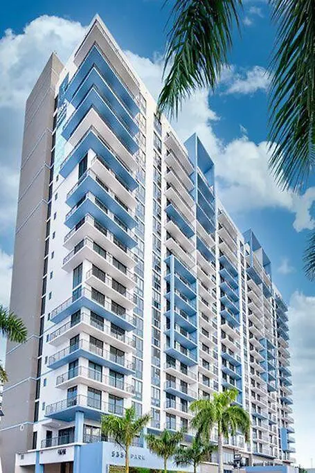 Luxury In Downtown Doral Apartment