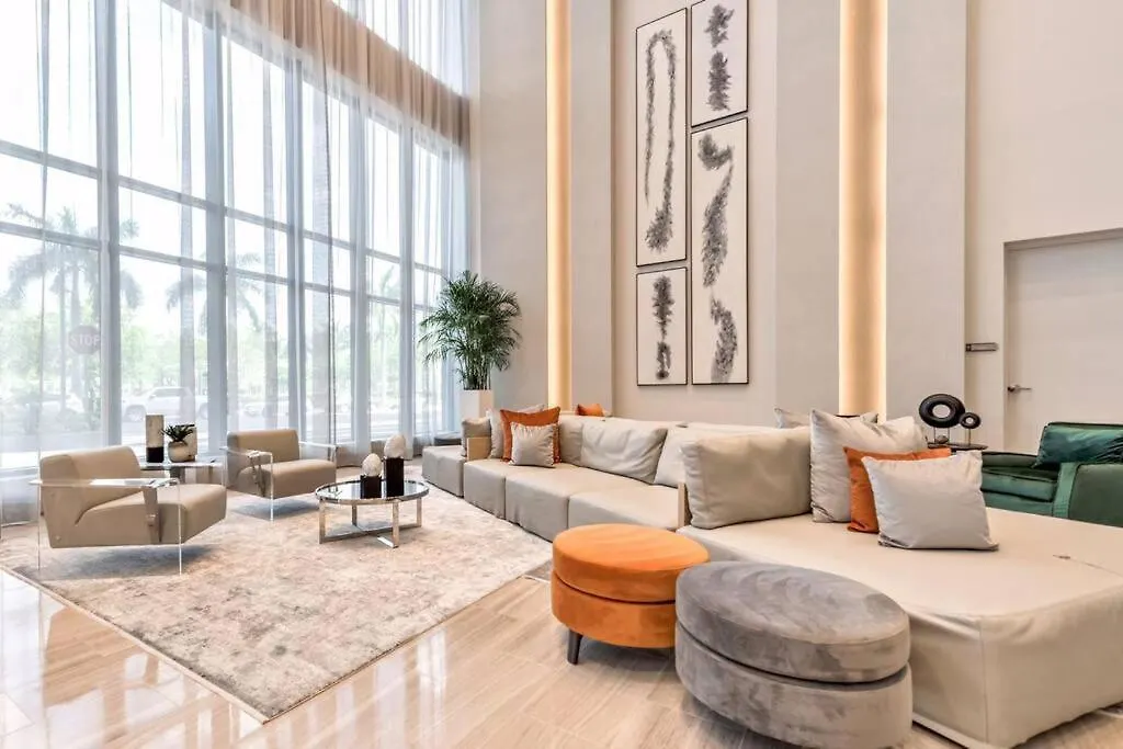 Apartment Luxury In Downtown Doral