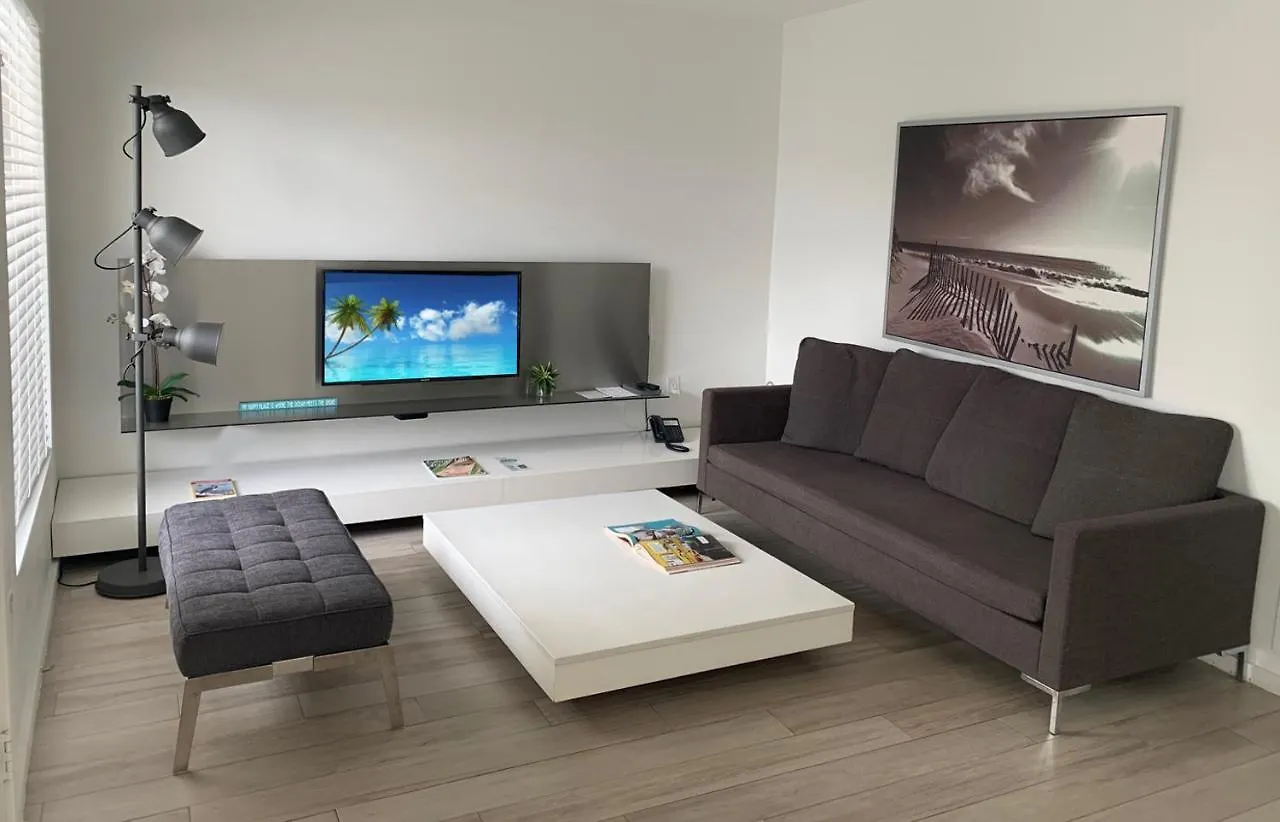 Haus Contemporary 4*