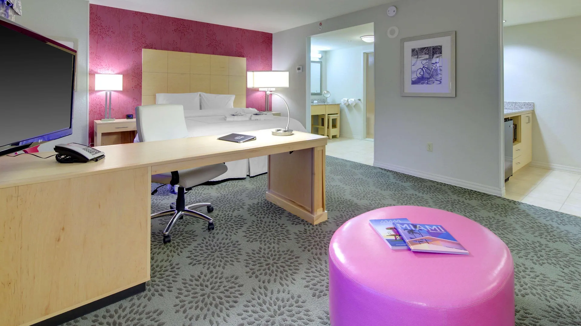 Hotel Hampton & By Hilton Downtown/brickell Miami