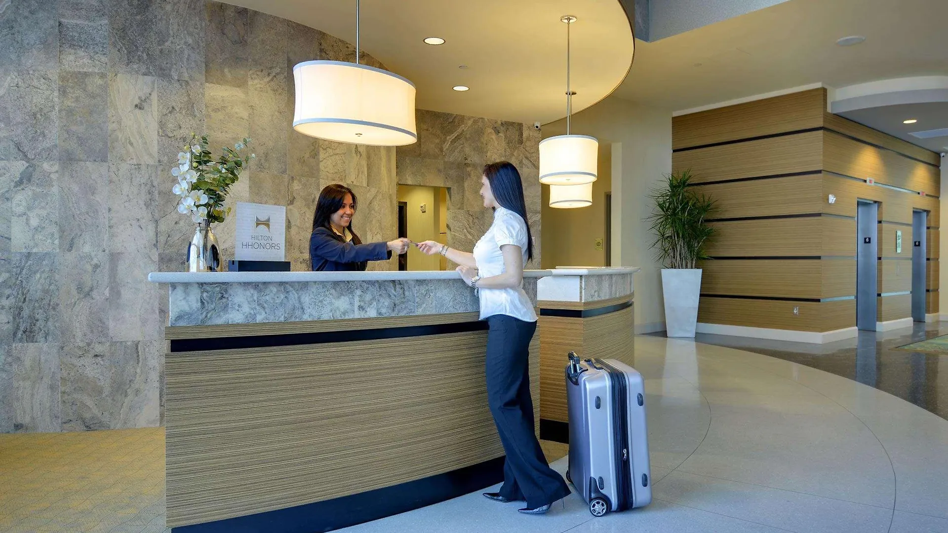 Hotel Hampton & By Hilton Downtown/brickell 3*