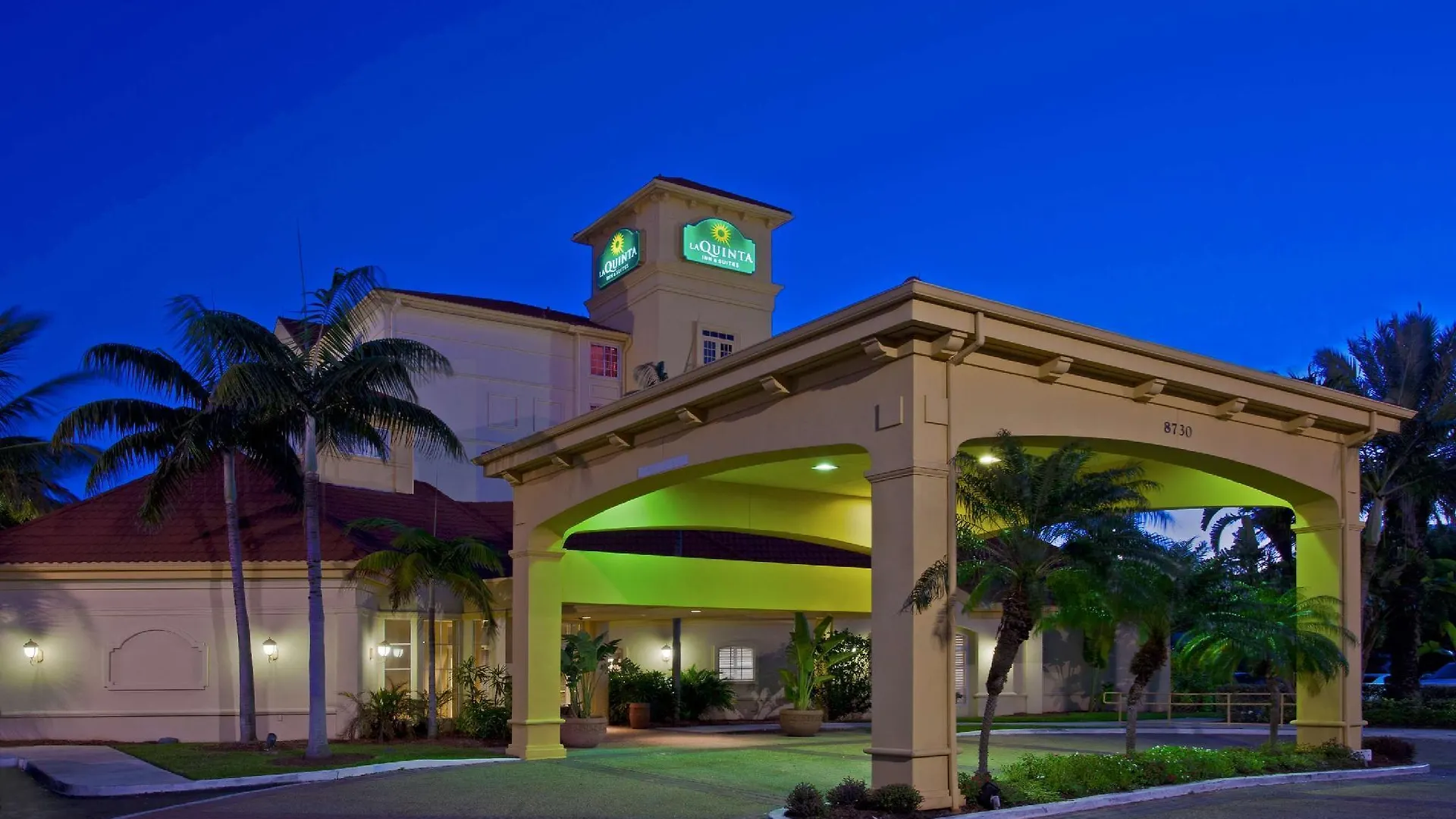 La Quinta By Wyndham Miami Airport West Hotel