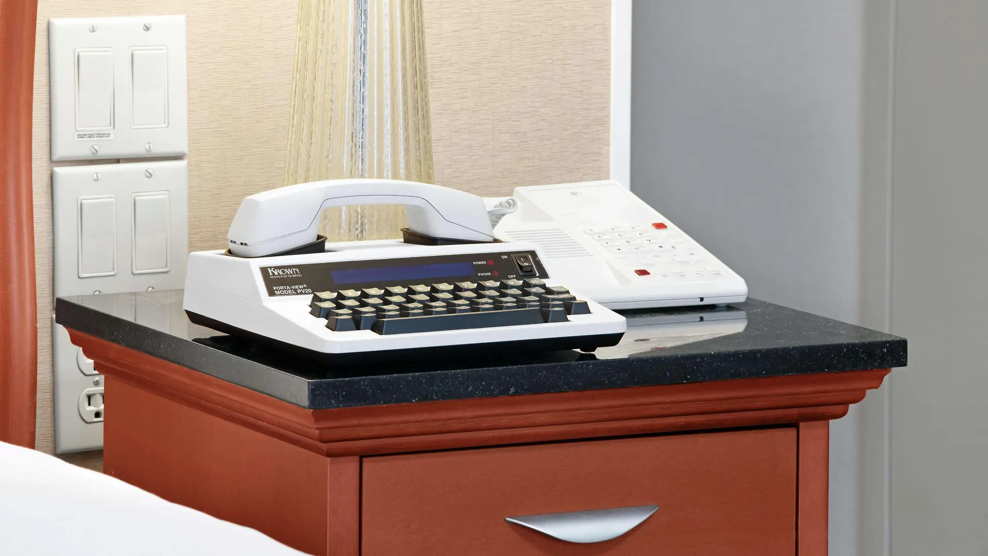 Doubletree By Hilton Airport & Convention Center Otel