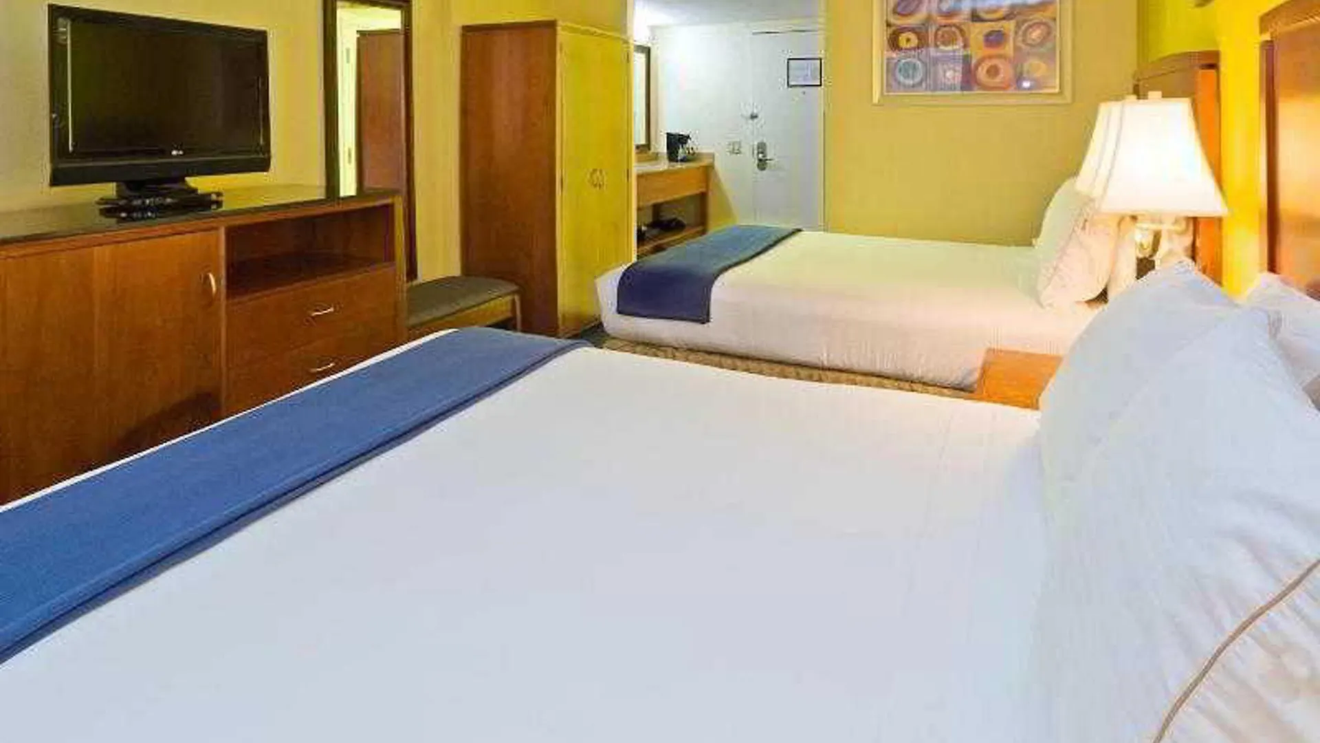 Express Miami Airport Area By Ihg Doral