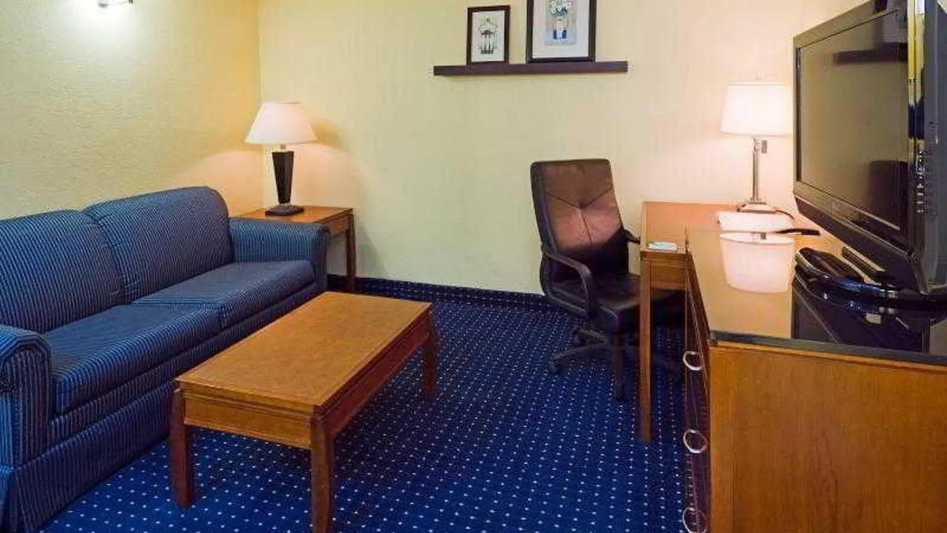 Express Miami Airport Area By Ihg