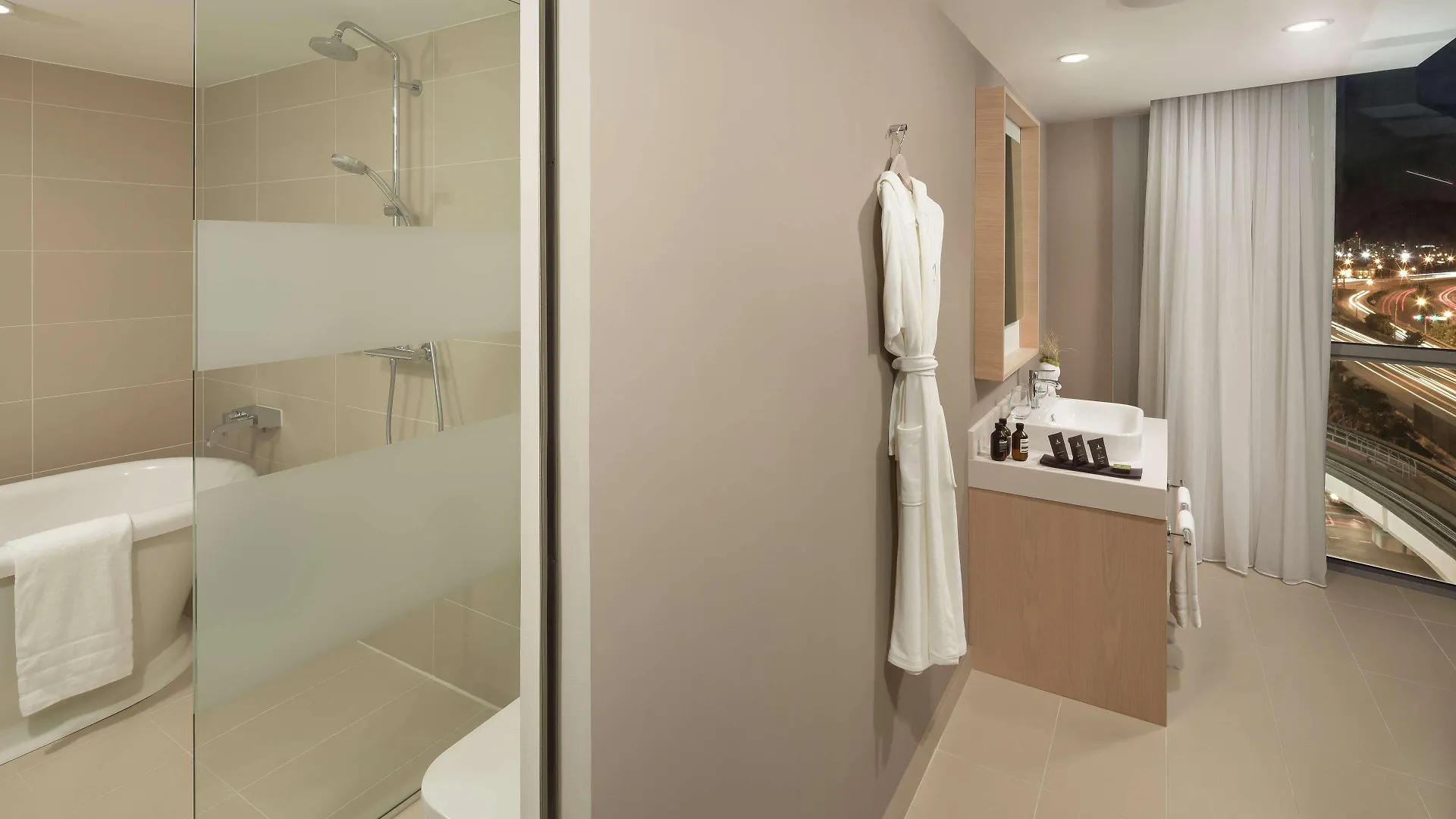 The Grayson Downtown 4*