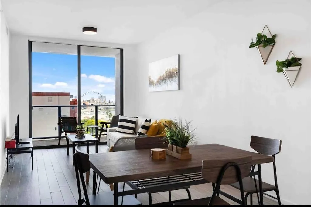 Gorgeous 2br/2bth In The Heart Of Miami