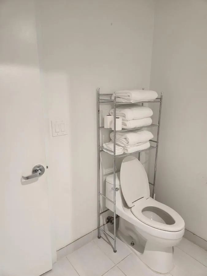 Wonderful 1 Bedroom In Midtown. Aparthotel