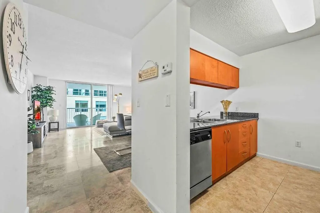 Ph Luxury 1 Bed 1 Bath • Brickell • Ocean Views * ميامي