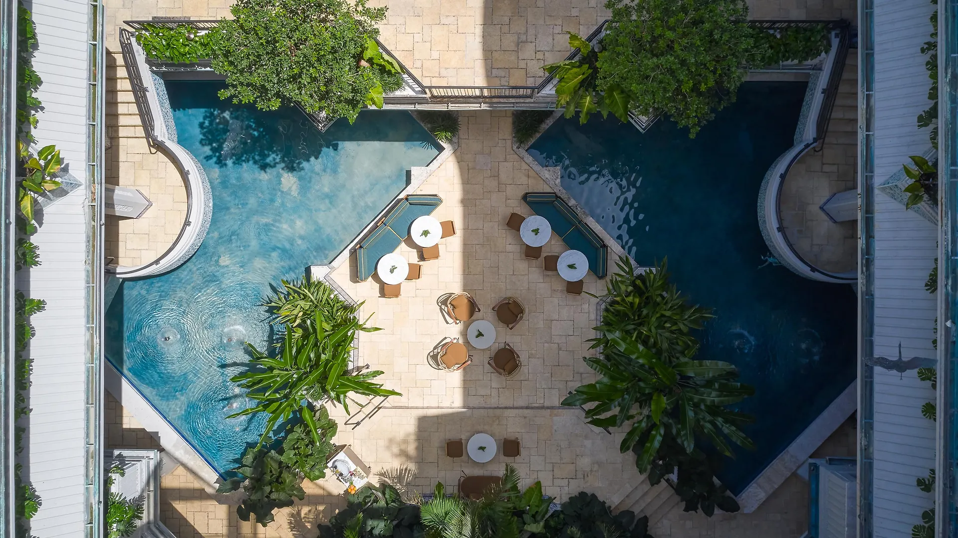 Отель Mayfair House & Garden
