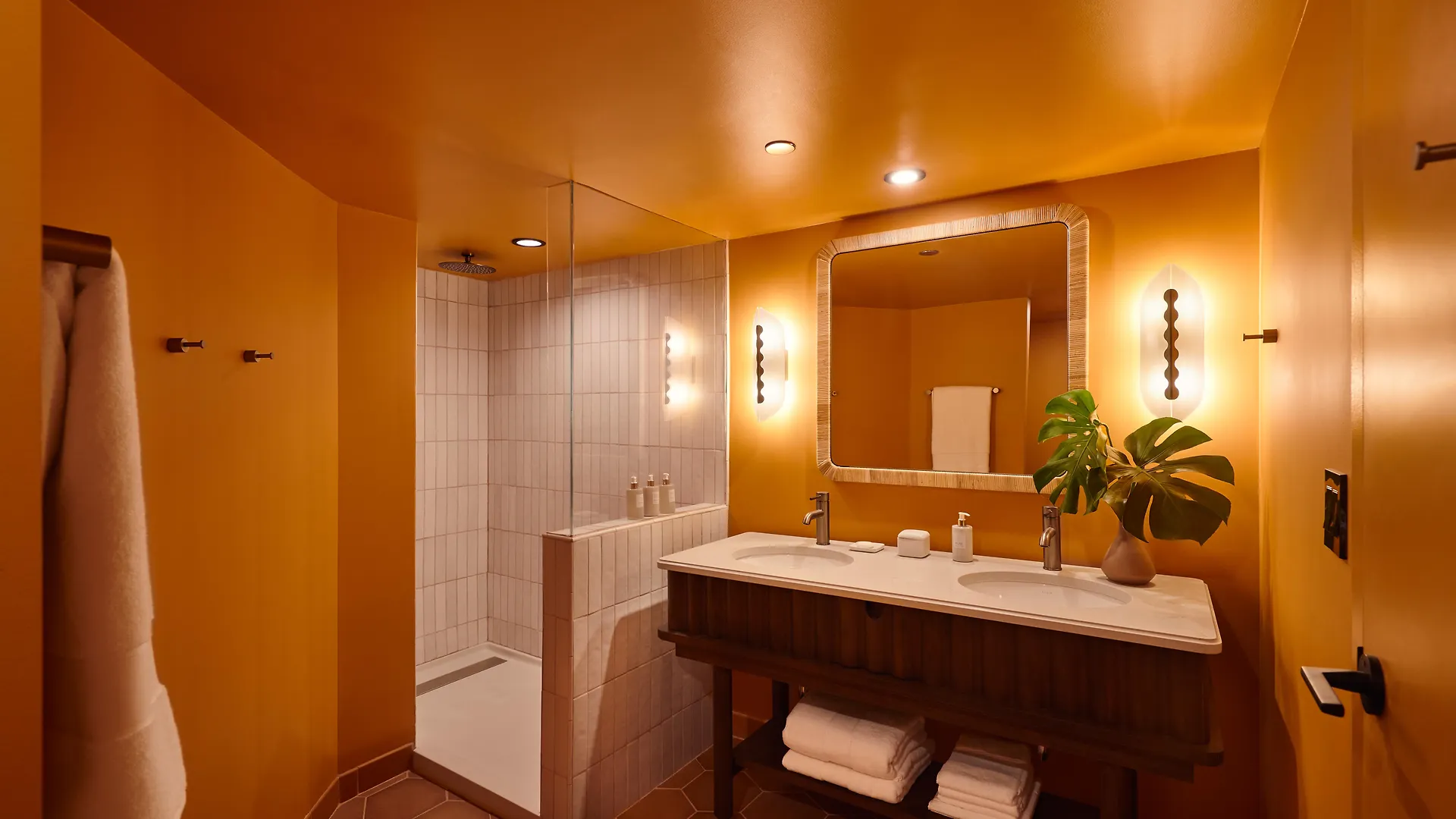 Отель Mayfair House & Garden Майами