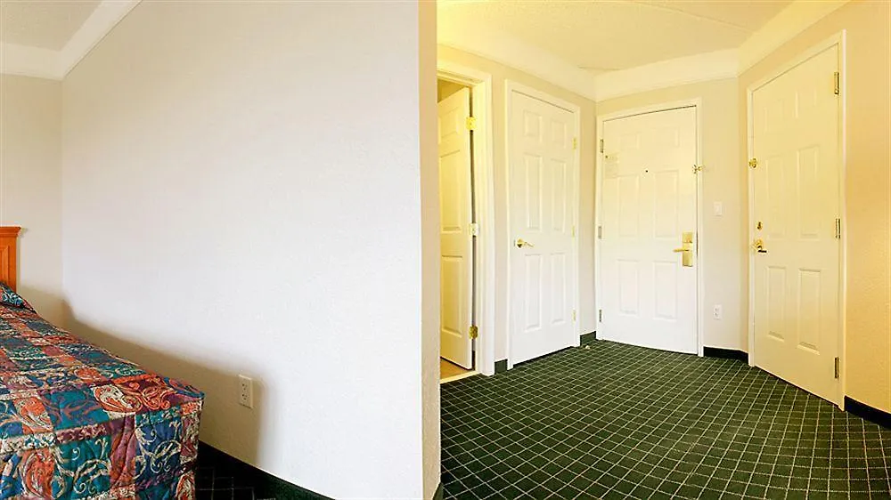 La Quinta By Wyndham Miami Airport West Sweetwater