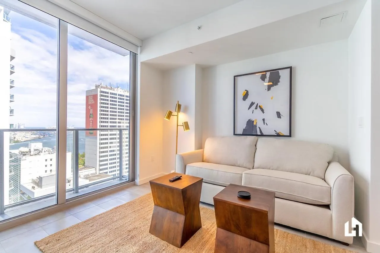 Unique Dt Apts With Amenities Like Pool, Gym, Restaurants & Cowork Lounge By Luahost Apartment Miami