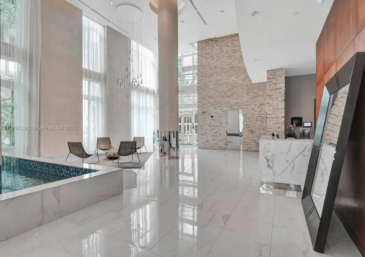Amazing Loft Style 1 Bed With Water And City Views Semesterbostad