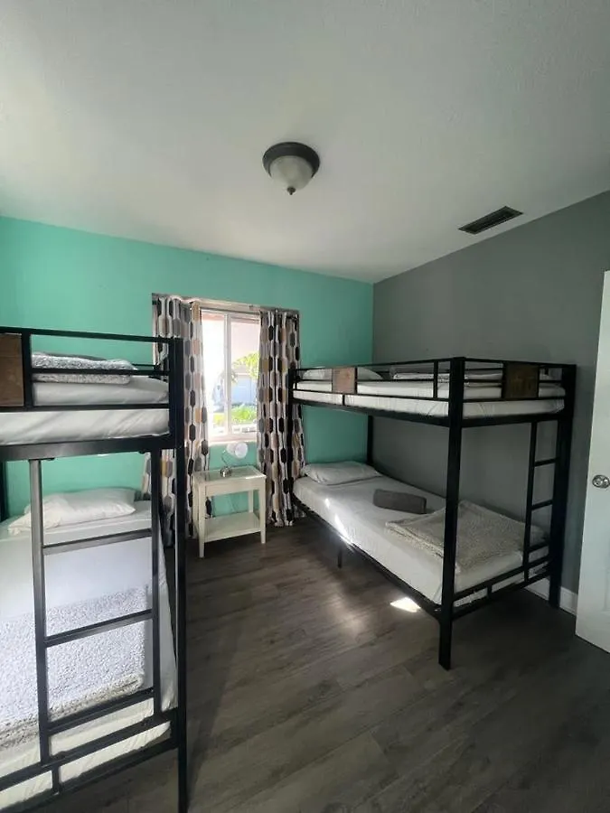 Brazilian Hostel Miami