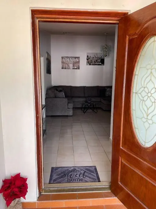 Modern 3-bedroom W/ Backyard Μαϊάμι