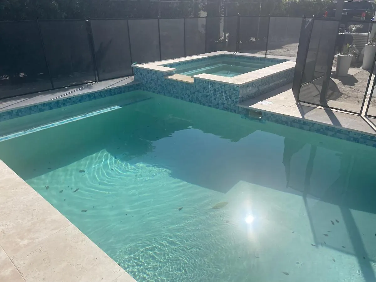 Holiday home Design District 4 Bedroom Pool