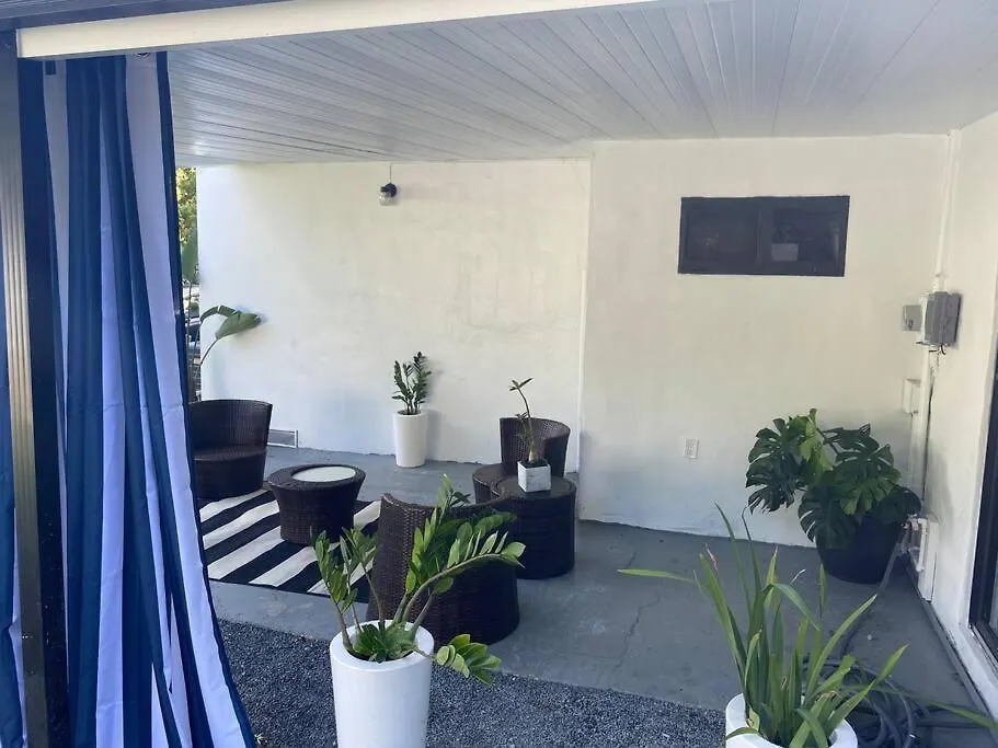 Design District 4 Bedroom Pool Holiday home Miami