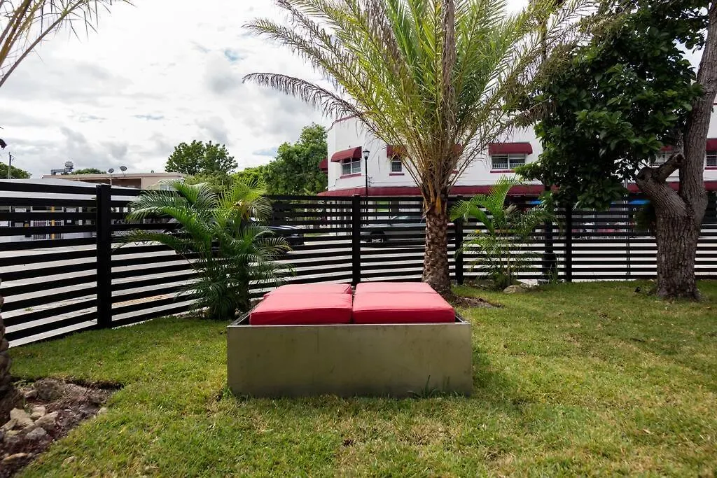 Holiday home Design District 4 Bedroom Pool *