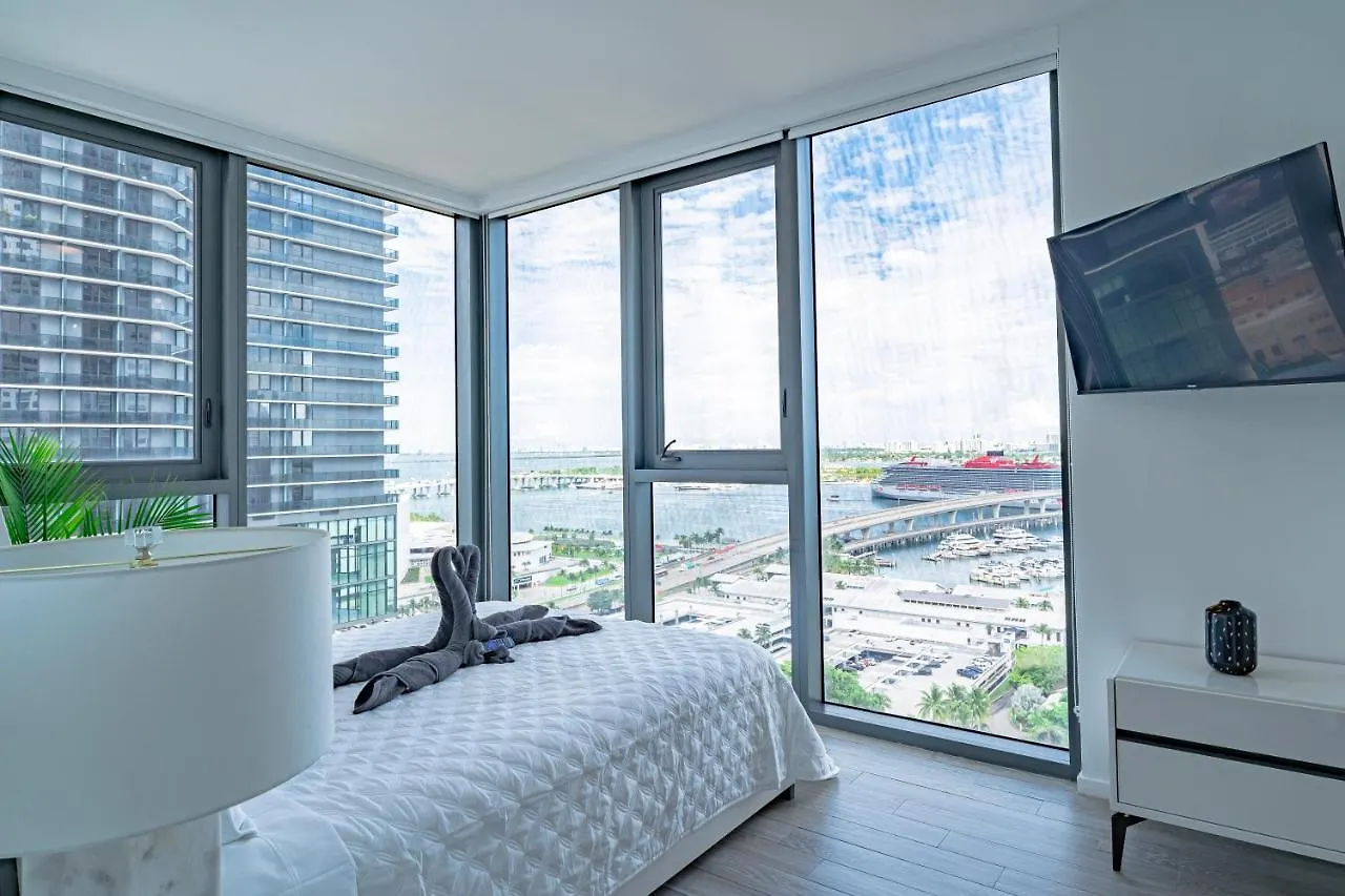 Luxurious 2-bed With Breathtaking Bay Views!! * Miami
