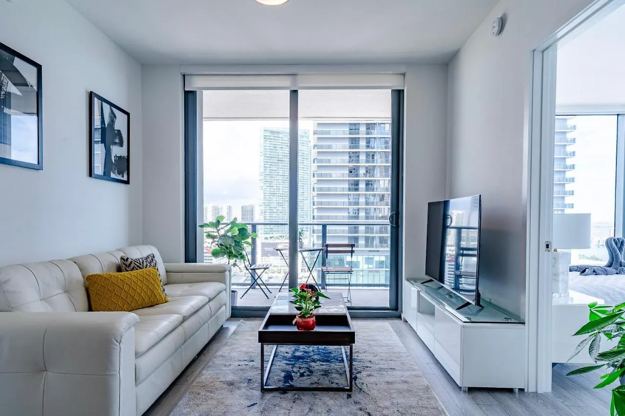 Daire Luxurious 2-bed With Breathtaking Bay Views!! *
