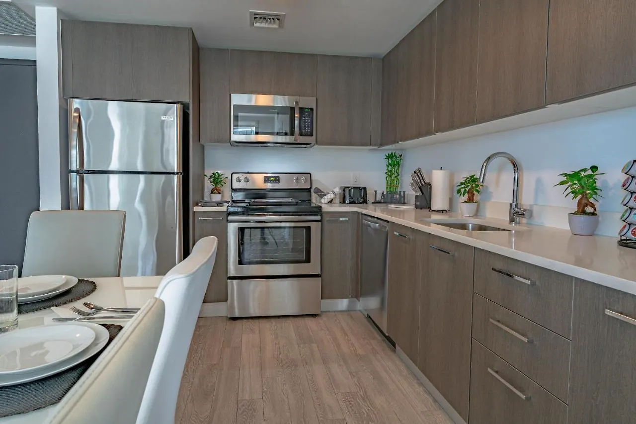Daire Luxurious 2-bed With Breathtaking Bay Views!! *