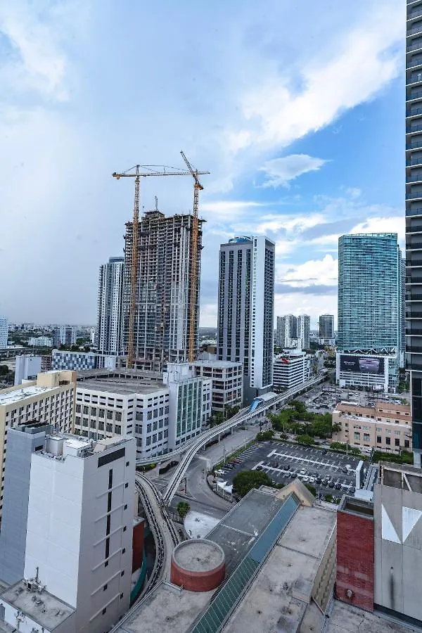 Luxurious 2-bed With Breathtaking Bay Views!! * Miami