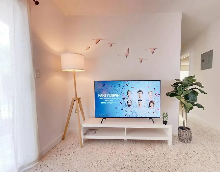 Cozy Near Brickell Διαμέρισμα *