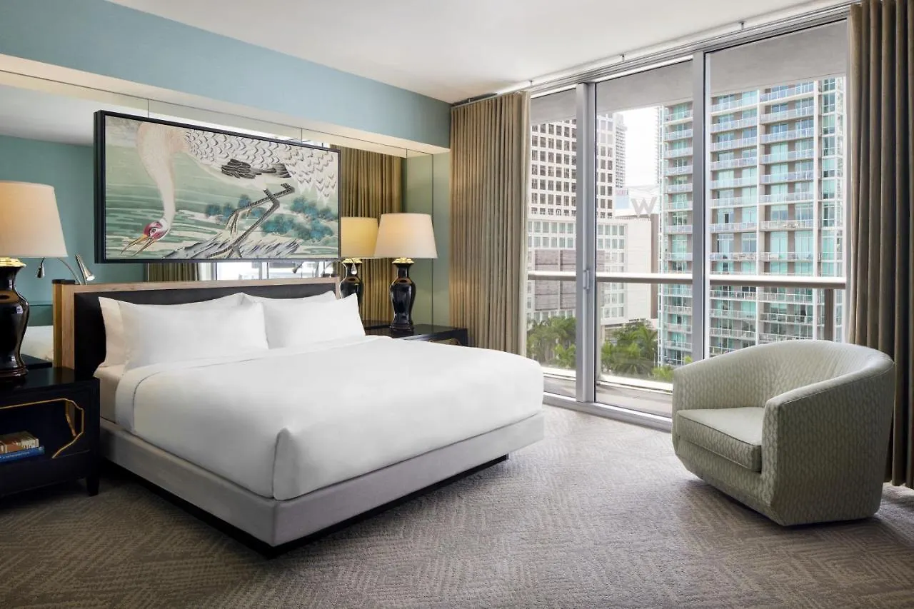 Hotel W 5*