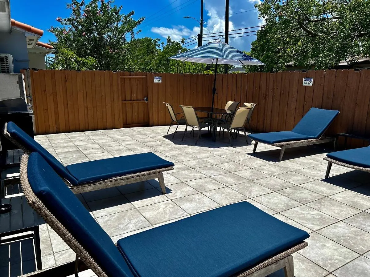 Holiday home Main House 3 Bed 2 Bath & 1 Bed 1 Bath *