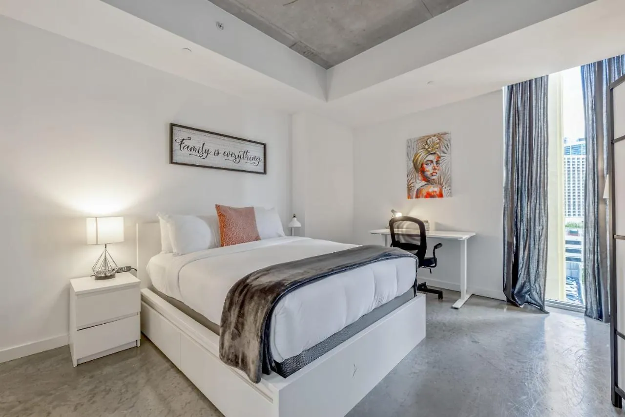 公寓 Cozy Downtown Pad- Luxe Rooftop Pool Gym And