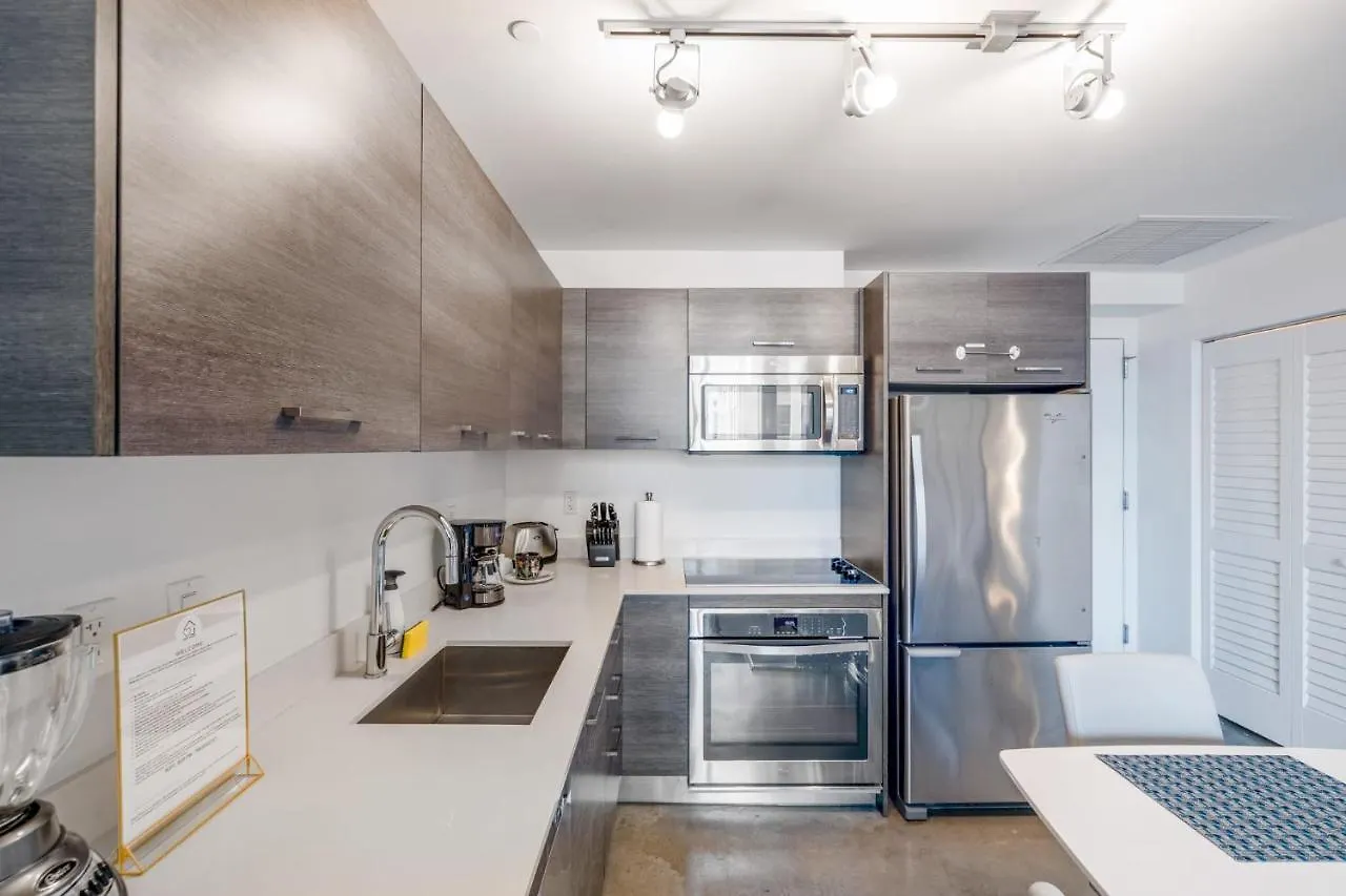 Cozy Downtown Pad- Luxe Rooftop Pool Gym And 公寓 迈阿密