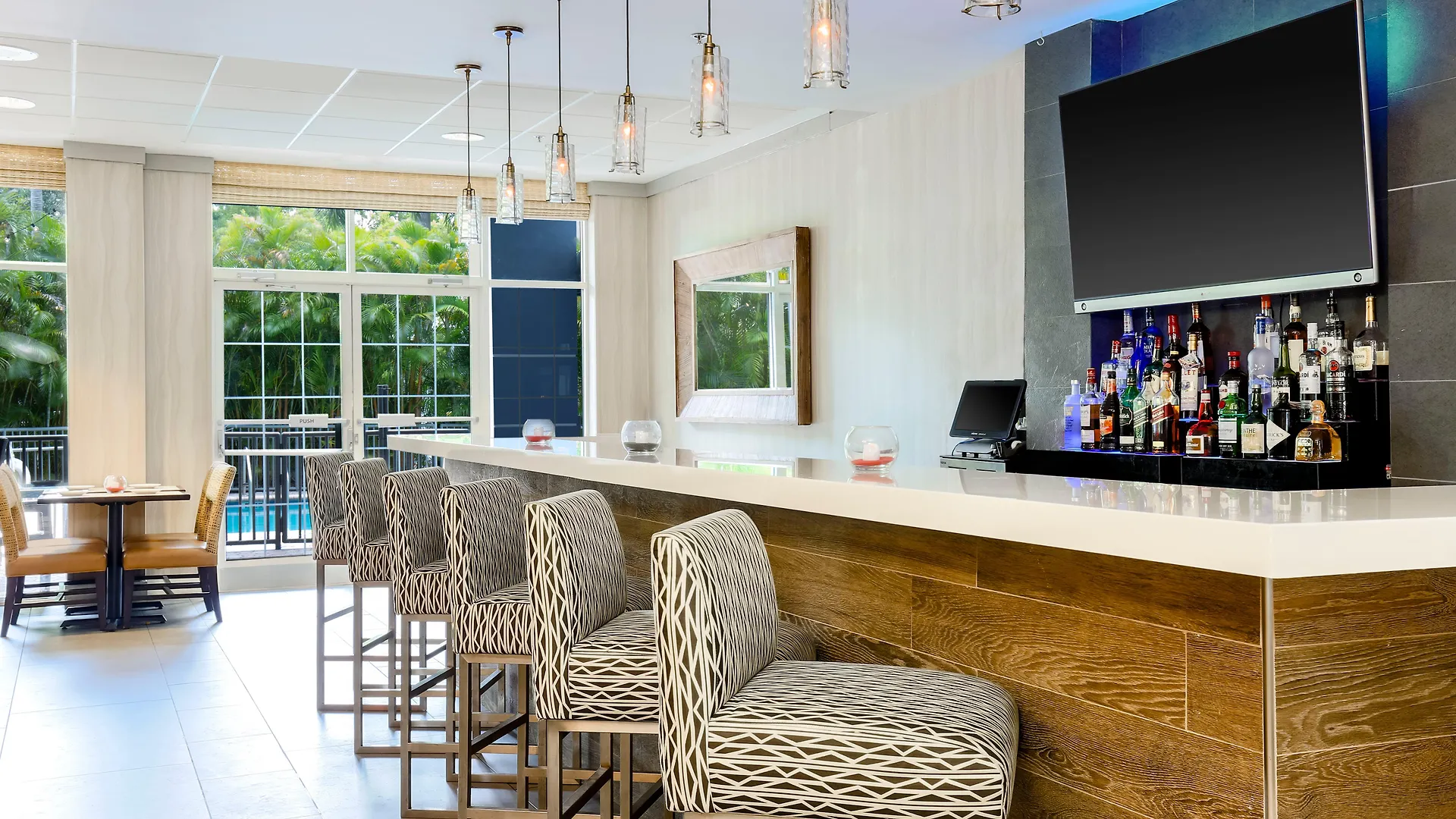 Hotel Miami-doral Area By Ihg 4*