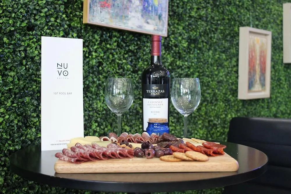 Nuvo - Miami / Doral Hotel