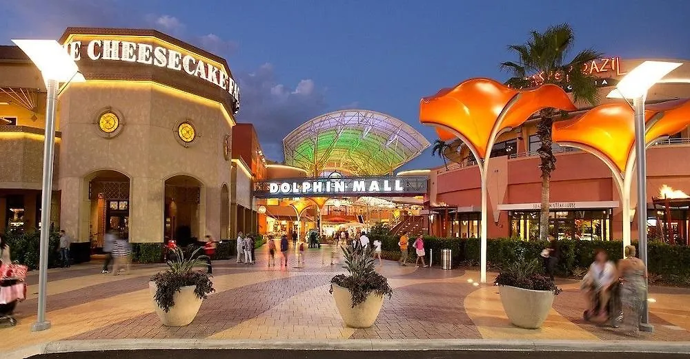 Doubletree By Hilton Miami Doral