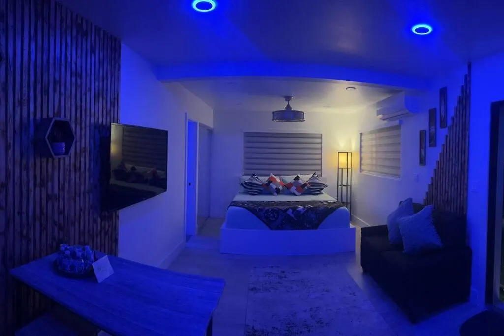 Apartment Cozy Apartment, With Separate Entrance Miami