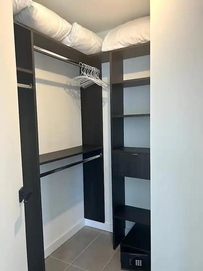 22nd Floor 1br Yotelpad Downtown Pool And Gym Appartement Miami