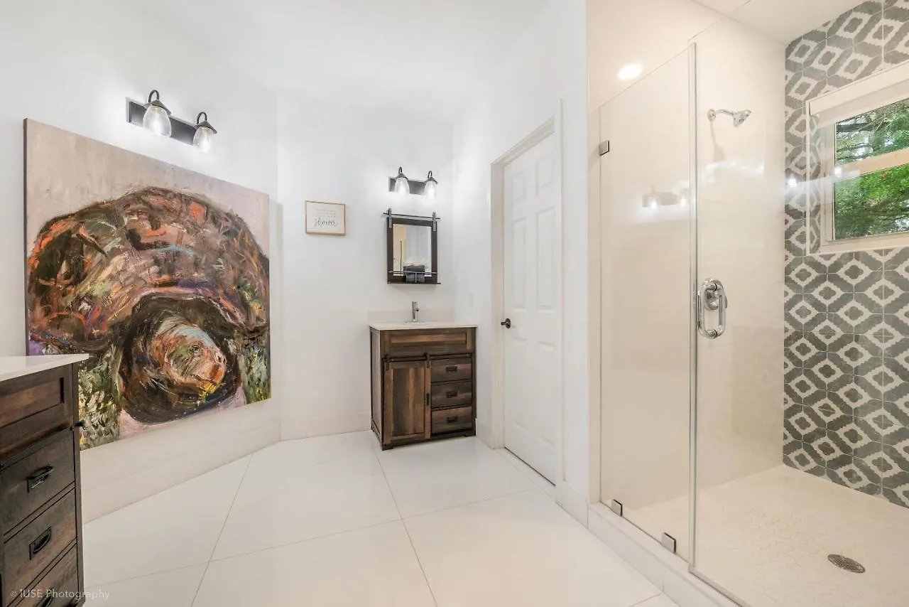 Luxe Retreat With Private & Pool Paradise L53 Feriehus *
