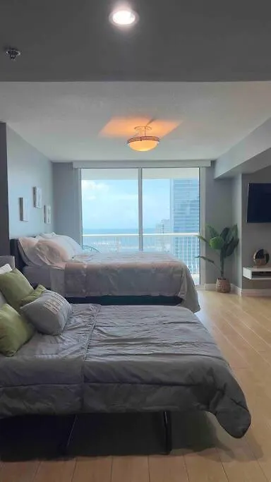 Brickell Center W/city & Bay View + Free Parking! *