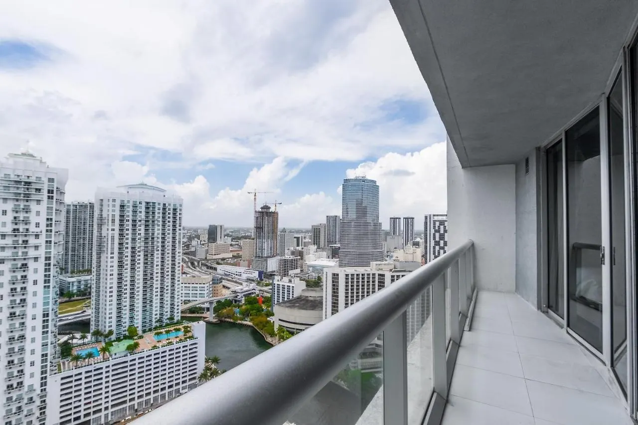 Limited Time 1br 1bath Located At Icon Brickell